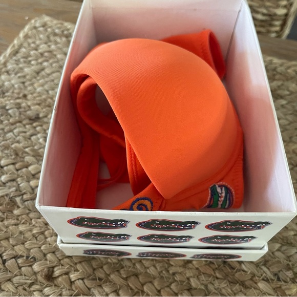 Florida Gators Bra Size 34C - Picture 5 of 5